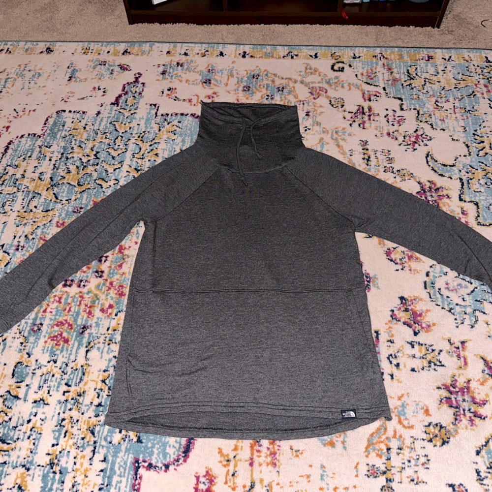 NorthFace Pullover - Women’s Small